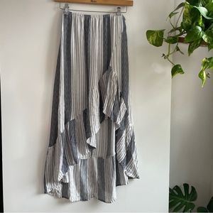 Lovestitch White & Blue High Ruffle low skirt! Size Medium